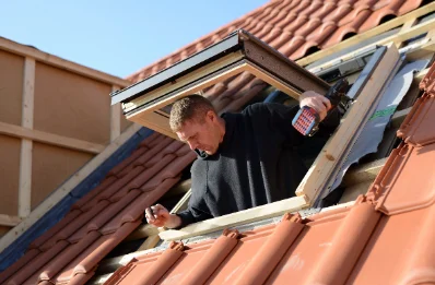 Pose de fenêtres de toit Velux à Croutoy